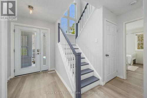 Front Entry - 37 - 146 Settler'S Way, Blue Mountains, ON - Indoor Photo Showing Other Room