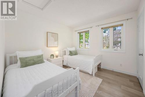 Bedroom 1 - 37 - 146 Settler'S Way, Blue Mountains, ON - Indoor Photo Showing Bedroom