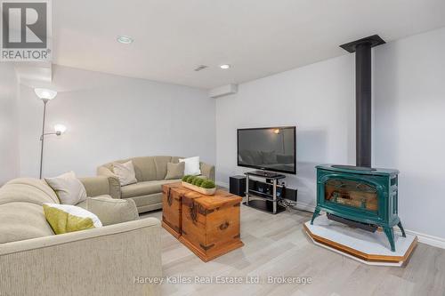 Basement Rec Room - 37 - 146 Settler'S Way, Blue Mountains, ON - Indoor Photo Showing Living Room