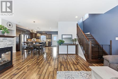 217 Britannia Road E, Goderich (Goderich (Town)), ON - Indoor Photo Showing Living Room With Fireplace