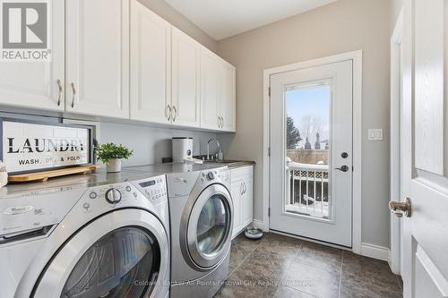 217 Britannia Road E, Goderich (Goderich (Town)), ON - Indoor Photo Showing Laundry Room