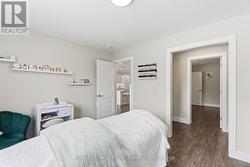 Primary Bedroom - Main Floor - 