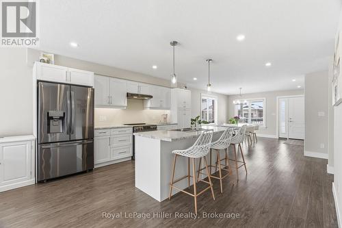 225A Thames Avenue, West Perth (Mitchell), ON - Indoor Photo Showing Kitchen With Upgraded Kitchen