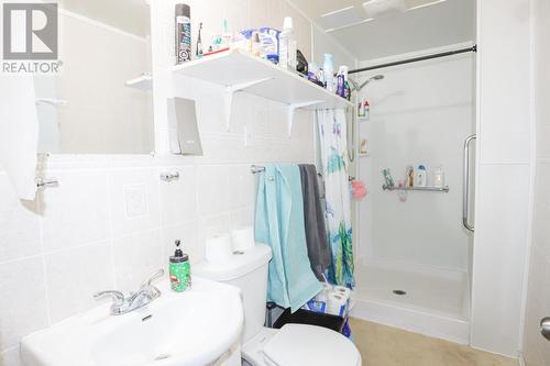 8 Dufferin St, Sault Ste. Marie, ON - Indoor Photo Showing Bathroom