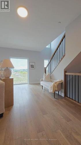 A120 - 2062 Lumen Drive, London South (South A), ON - Indoor Photo Showing Other Room