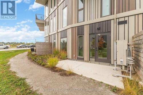 A110 - 2062 Lumen Drive, London South (South A), ON - 