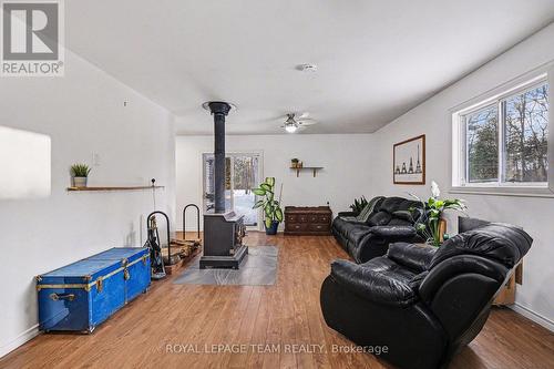 5725 County 18 Road, Augusta, ON - Indoor