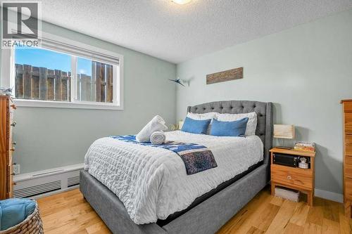 101, 312 15 Avenue Ne, Calgary, AB - Indoor Photo Showing Bedroom