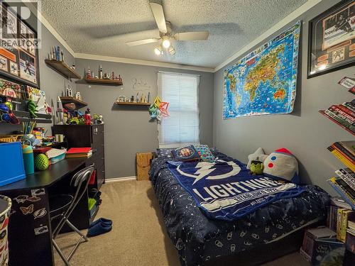 905 91 Avenue, Dawson Creek, BC - Indoor Photo Showing Bedroom