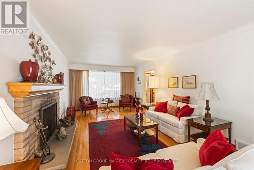 396 Roosevelt Drive, Kingston (City Southwest), ON - Indoor Photo Showing Living Room With Fireplace
