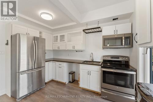 75642 Diltz Road, Wainfleet, ON - Indoor Photo Showing Kitchen