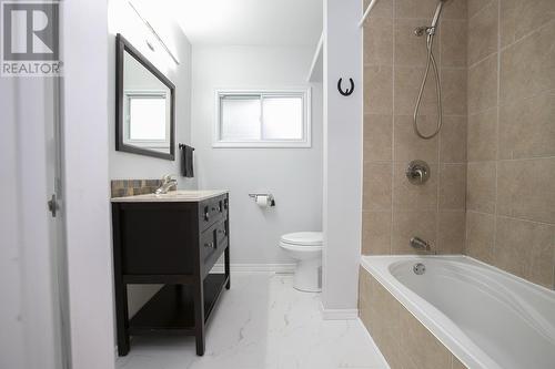 260 Shannon Rd, Sault Ste. Marie, ON - Indoor Photo Showing Bathroom