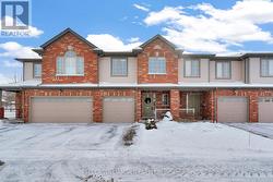 7 - 600 HYDE PARK ROAD  London North (North O), ON N6H 5W8