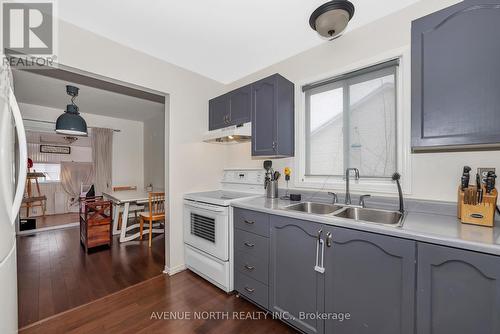 206 Wellington Street W, Merrickville-Wolford, ON - Indoor Photo Showing Kitchen With Double Sink