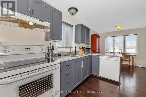 206 Wellington Street W, Merrickville-Wolford, ON - Indoor Photo Showing Kitchen With Double Sink