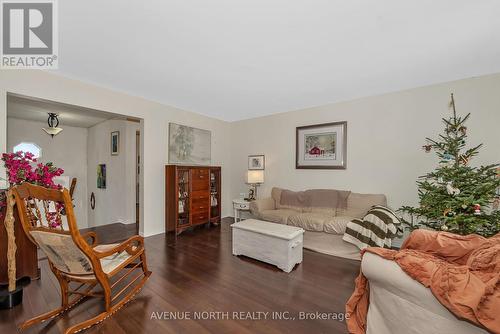 206 Wellington Street W, Merrickville-Wolford, ON - Indoor Photo Showing Living Room