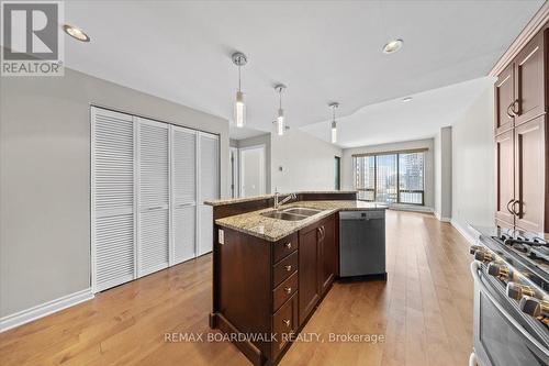 1003 - 90 George Street, Ottawa, ON - Indoor Photo Showing Kitchen With Double Sink With Upgraded Kitchen