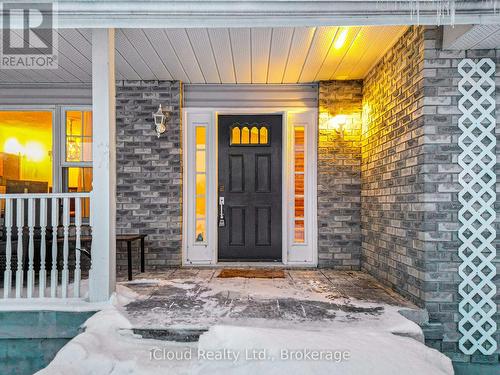 32 Howe Island Ferry Road, Kingston, ON - Outdoor