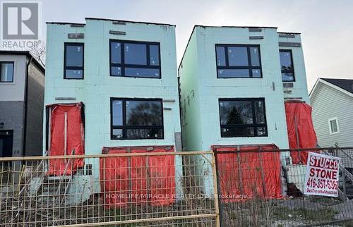 40 August Avenue, Toronto, ON - 