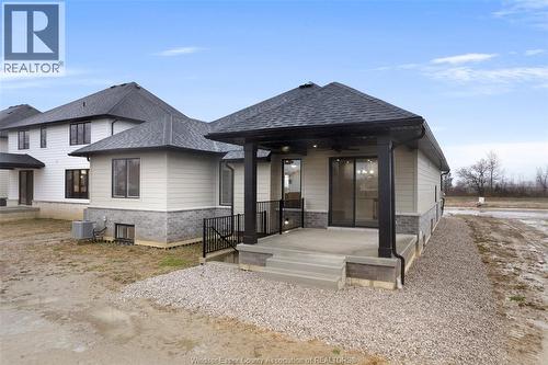 53 Belleview, Kingsville, ON - Outdoor