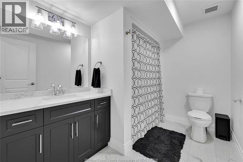 385 Matese Street, Lakeshore, ON - Indoor Photo Showing Bathroom