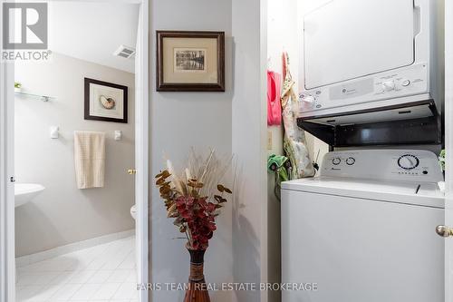 511 - 150 Dunlop Street E, Barrie, ON - Indoor Photo Showing Laundry Room