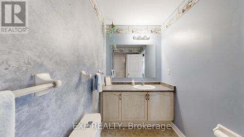 33 Wrendale Crescent, Georgina, ON - Indoor Photo Showing Bathroom