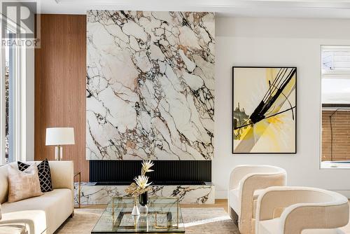 281 Kerrybrook Drive, Richmond Hill, ON - Indoor