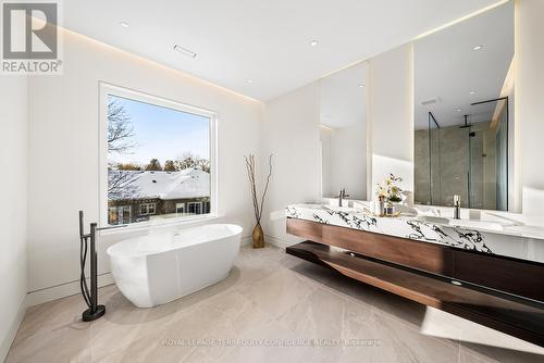 281 Kerrybrook Drive, Richmond Hill, ON - Indoor Photo Showing Bathroom