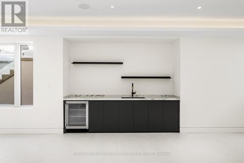 281 Kerrybrook Drive, Richmond Hill, ON - Other