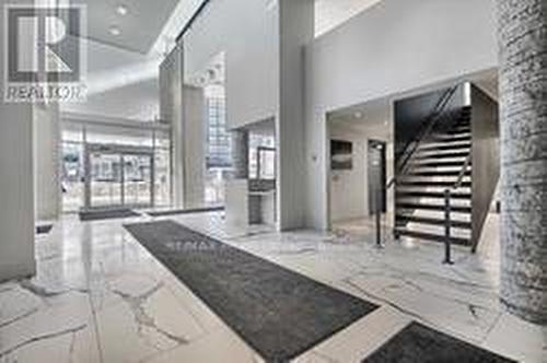 3606 - 2916 Highway 7, Vaughan, ON - Indoor Photo Showing Other Room