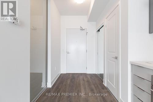 3606 - 2916 Highway 7, Vaughan, ON - Indoor Photo Showing Other Room