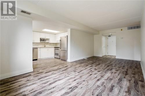 211 - 3499 Upper Middle Road, Burlington, ON 