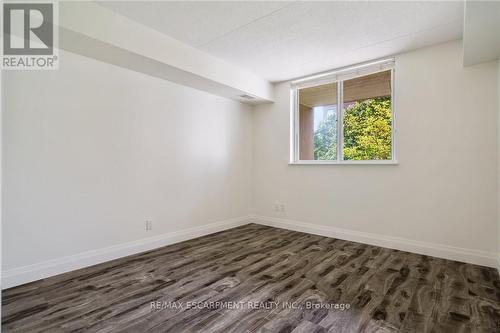 211 - 3499 Upper Middle Road, Burlington, ON 