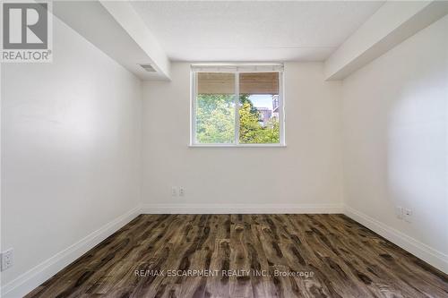 211 - 3499 Upper Middle Road, Burlington, ON 