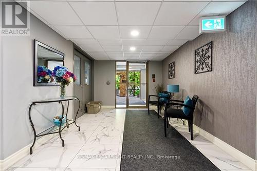 211 - 3499 Upper Middle Road, Burlington, ON 