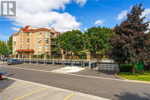 211 - 3499 Upper Middle Road, Burlington, ON 