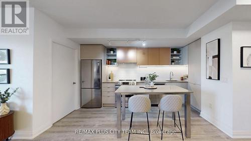 517 - 10 Gibbs Road, Toronto, ON - Indoor