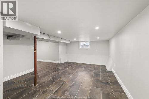 811 Langlois Avenue, Windsor, ON - Indoor