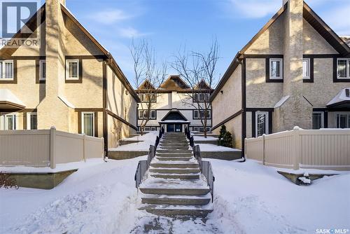 306 2237 Mcintyre Street, Regina, SK - Outdoor With Facade