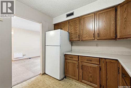 306 2237 Mcintyre Street, Regina, SK - Indoor Photo Showing Kitchen