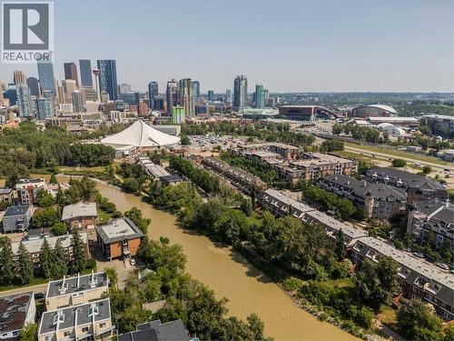 2421 Erlton Street Sw, Calgary, AB - Outdoor With View