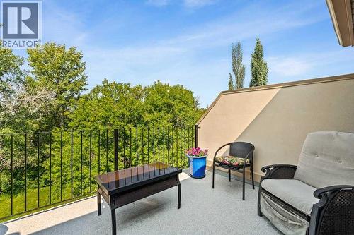 2421 Erlton Street Sw, Calgary, AB - Outdoor With Exterior