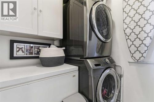 404, 881 15 Avenue Sw, Calgary, AB - Indoor Photo Showing Laundry Room