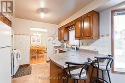 kitchen breakfast bar - 