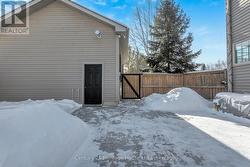 Shop backyard entrance - 