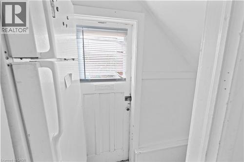 33 Cline Avenue N, Hamilton, ON - Indoor