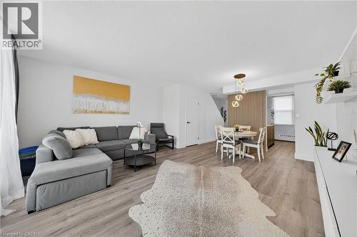 350 Quigley Road Unit# 324, Hamilton, ON - Indoor Photo Showing Living Room