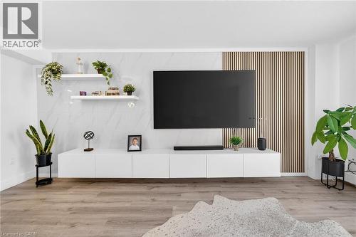 350 Quigley Road Unit# 324, Hamilton, ON - Indoor