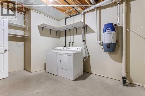 5105 21 Street Close, Lloydminster, AB - Indoor Photo Showing Laundry Room
